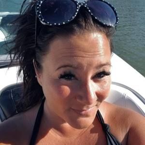 Meet your Posher, Kelley